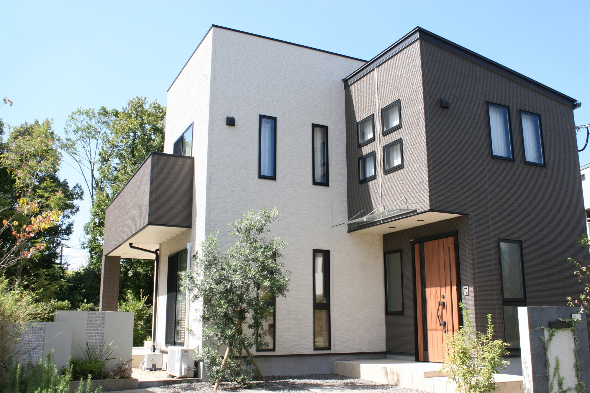 東京都練馬区も対応可能！家具組み立て・吊り戸棚の取り付け・模様替えのお手伝いは便利屋にお任せ！